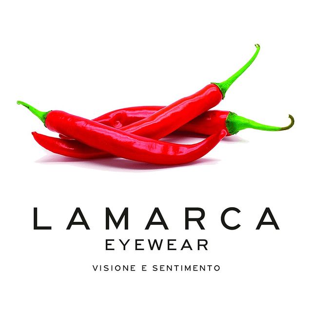 foto-con-peperoncino-rosso-del-brand-occhiali-da-vista-La-Marca-vendita-a-conegliano-presso-ottica-da-ros-